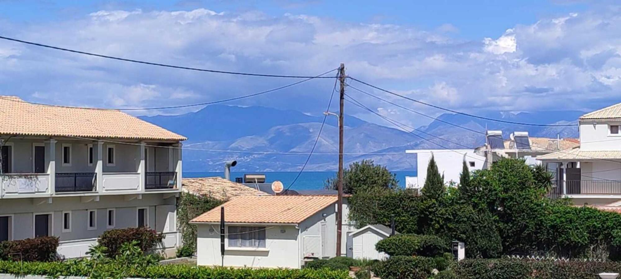 Agapi Studio Acharavi A 50M De La Mer, 400M Du Centre Ville 外观 照片